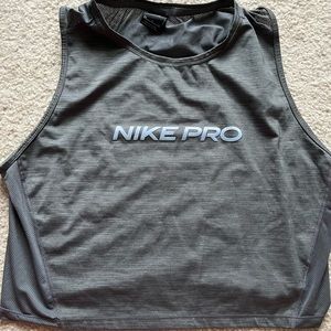 Nike Pro Crop Athletic Top